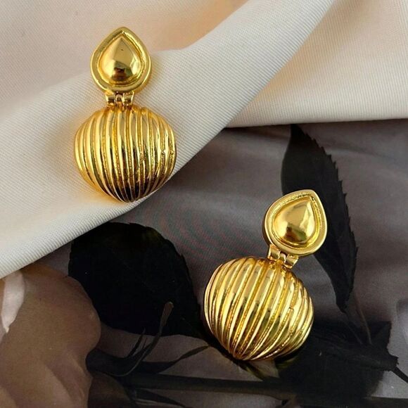 Vintage style drop earrings A839 - Picture 1 of 4